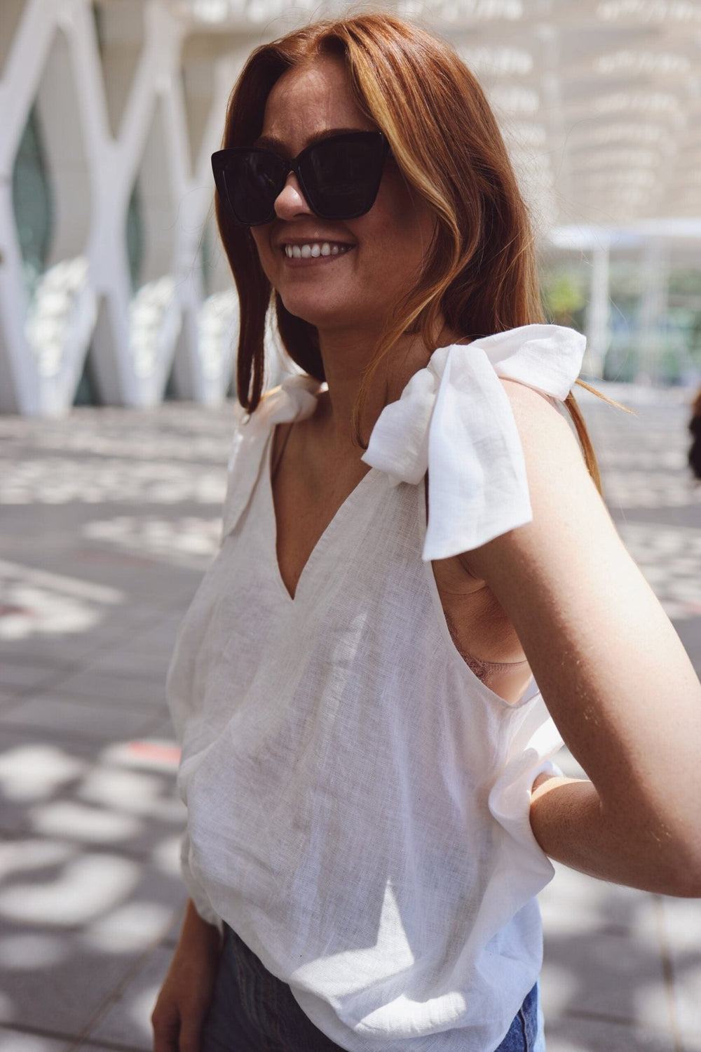 Little Bowie Linen White | Topper | Smuk - Dameklær på nett