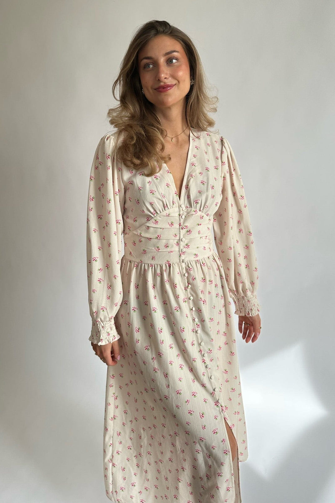 Long Adel Dress Beige | Kjoler | Smuk - Dameklær på nett