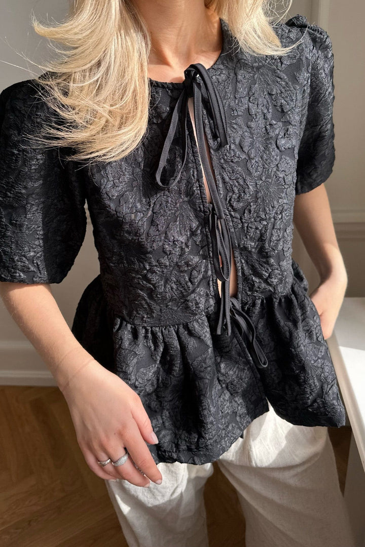 Lula Top Black | Topper | Smuk - Dameklær på nett