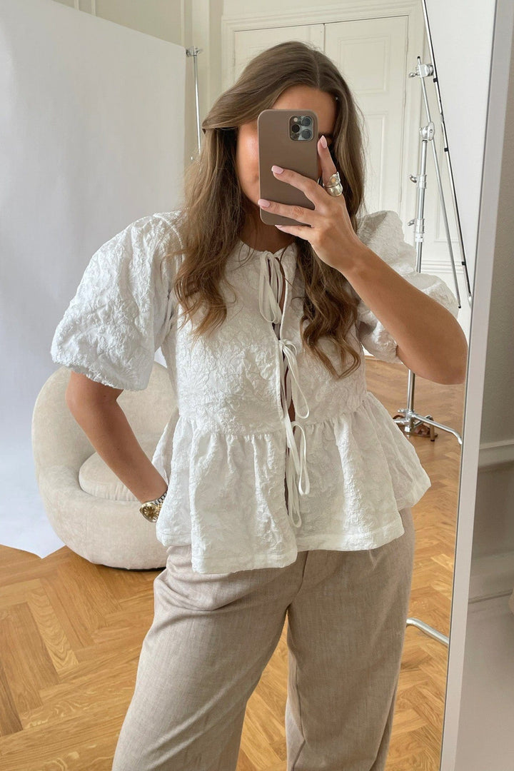 Lula Top White | Topper | Smuk - Dameklær på nett