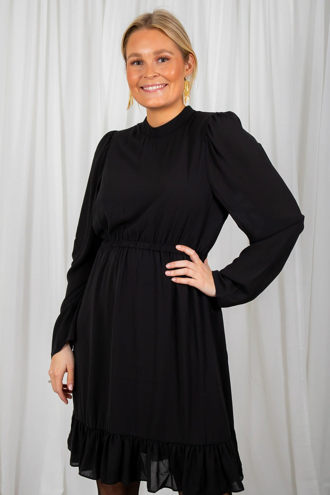 Madeleina Dress Black | Kjoler | Smuk - Dameklær på nett