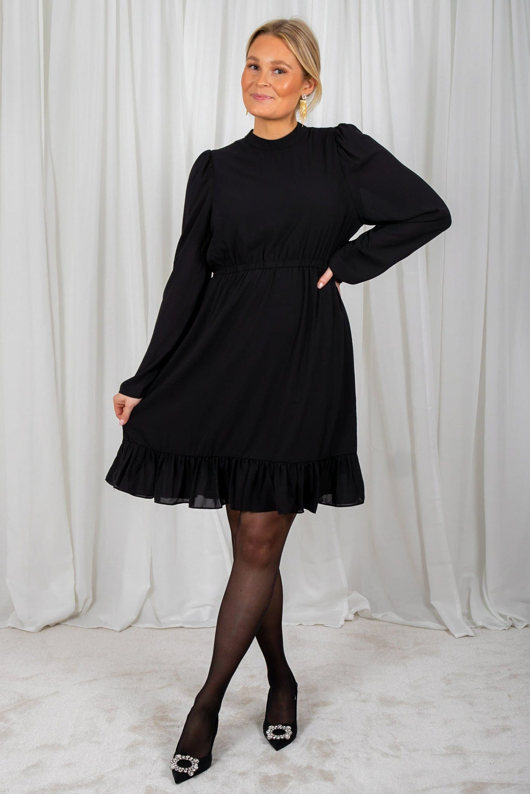 Madeleina Dress Black | Kjoler | Smuk - Dameklær på nett