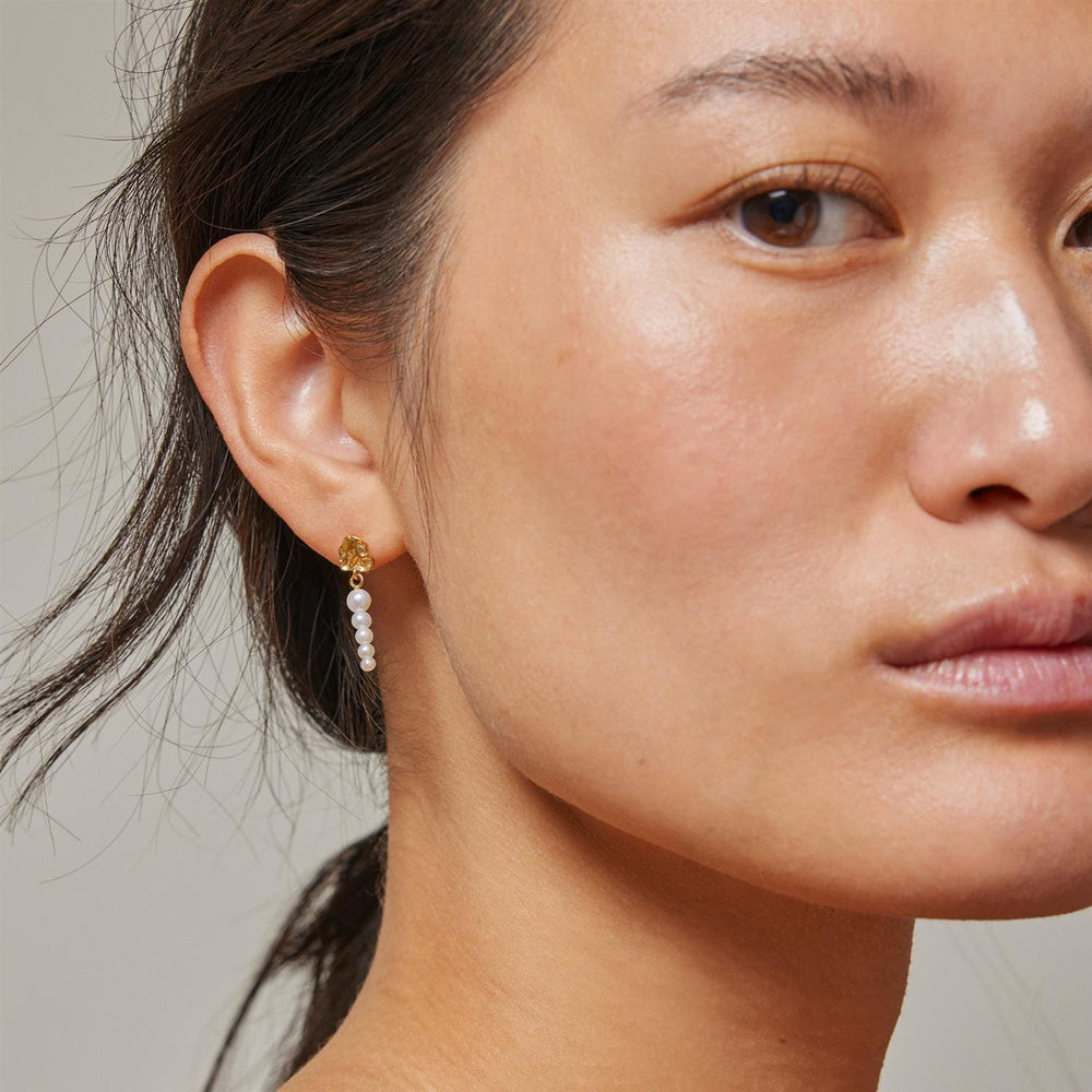 Malaika Earrings Pearls | Accessories | Smuk - Dameklær på nett