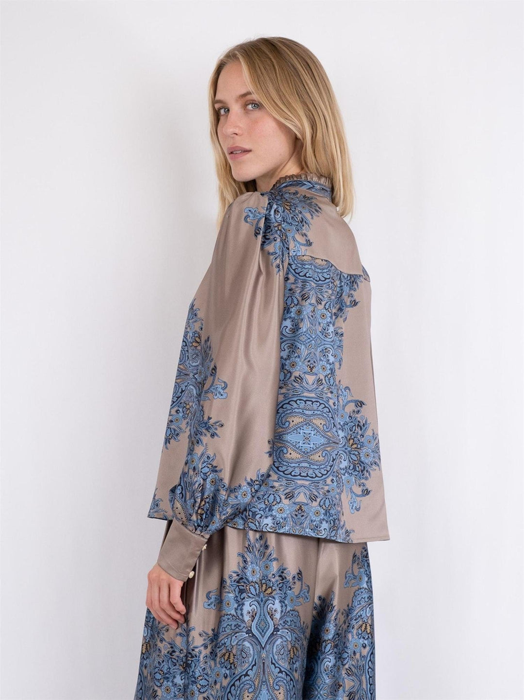 Massima Paisley Border Blouse Blue | Skjorter og bluser | Smuk - Dameklær på nett