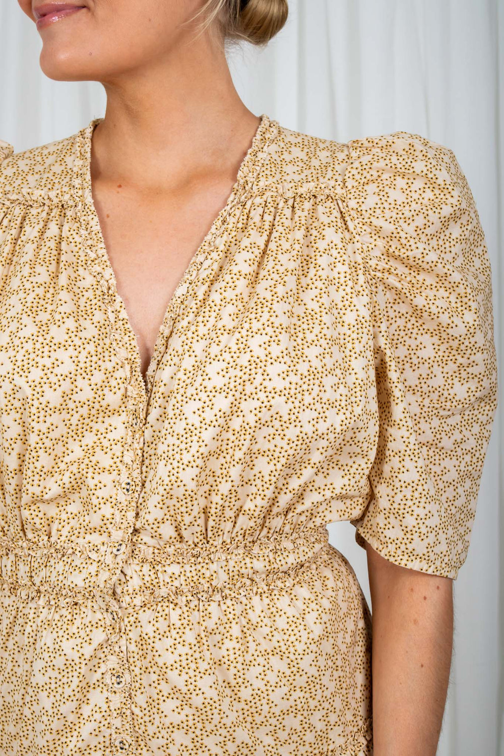 Mikal Waist Dress Rattan | Kjoler | Smuk - Dameklær på nett