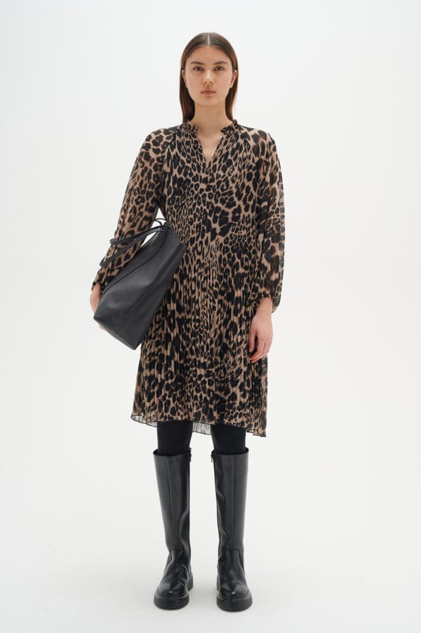Nesdraiw Short Dress Natural Motion Leo | Kjoler | Smuk - Dameklær på nett