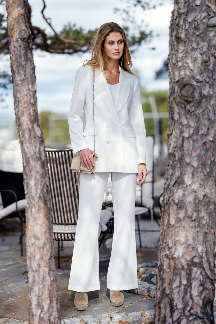 Nora Blazer Offwhite | Blazer | Smuk - Dameklær på nett