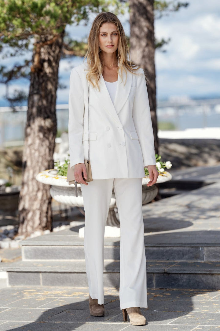 Nora Blazer Offwhite | Blazer | Smuk - Dameklær på nett