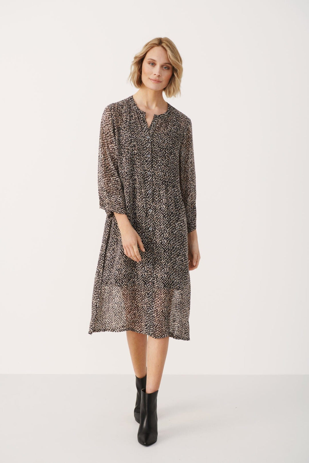 Olivapw Dress Black Blurred Dot Print | Kjoler | Smuk - Dameklær på nett