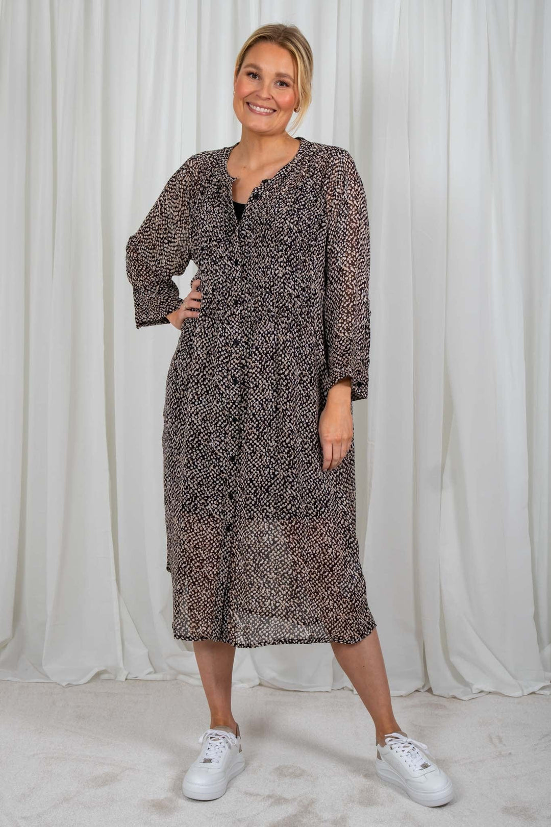 Olivapw Dress Black Blurred Dot Print | Kjoler | Smuk - Dameklær på nett