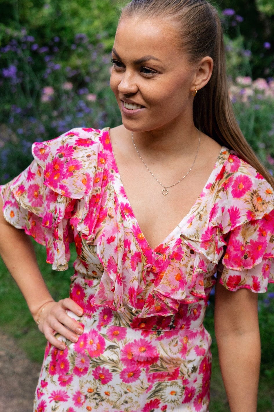 Organza Tieback Gown Pink Daisy | Kjoler | Smuk - Dameklær på nett
