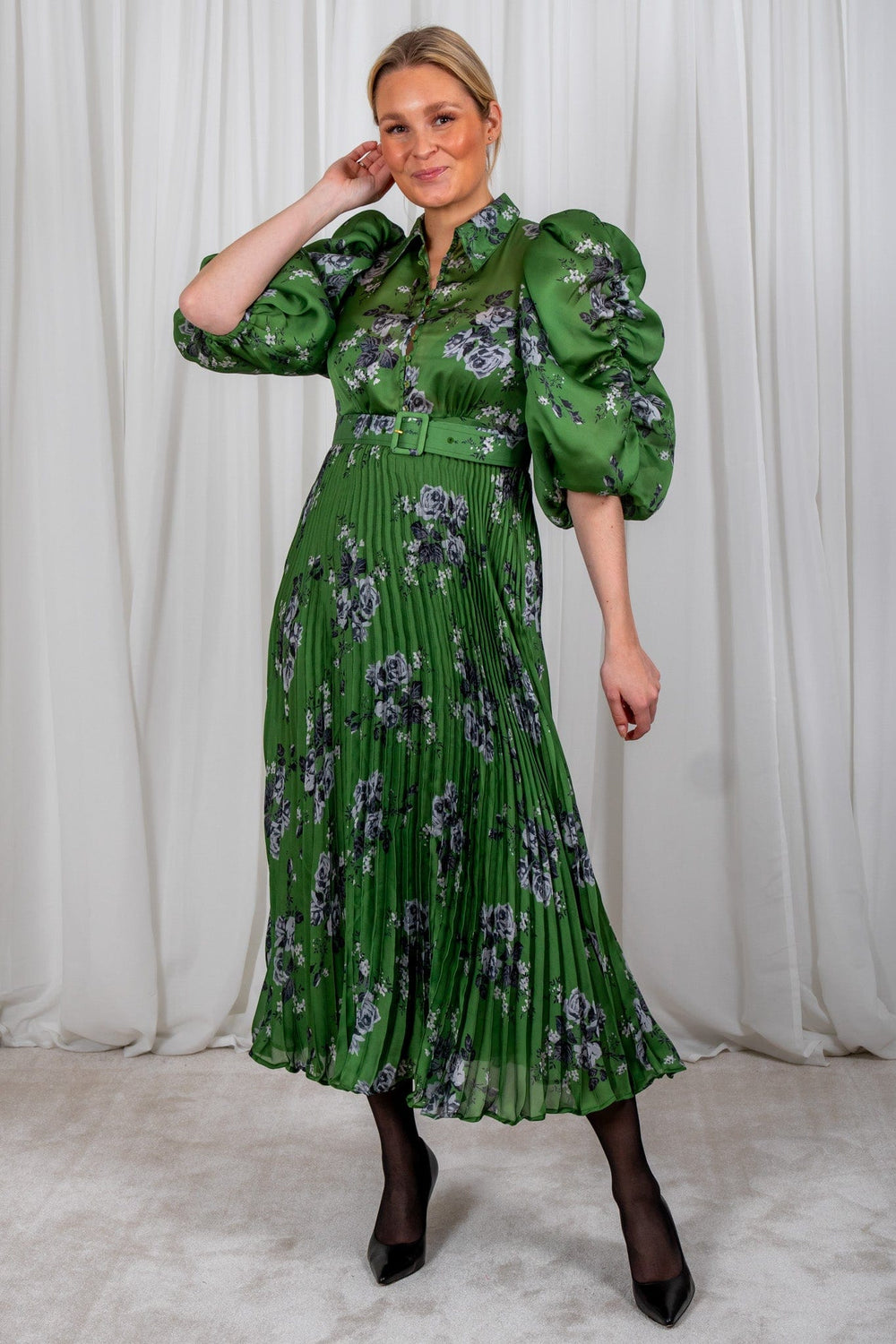 Plisse Maxi Dress Green Roses | Kjoler | Smuk - Dameklær på nett
