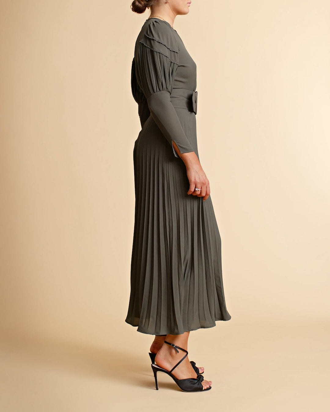 Plisse Midi Dress Green | Kjoler | Smuk - Dameklær på nett