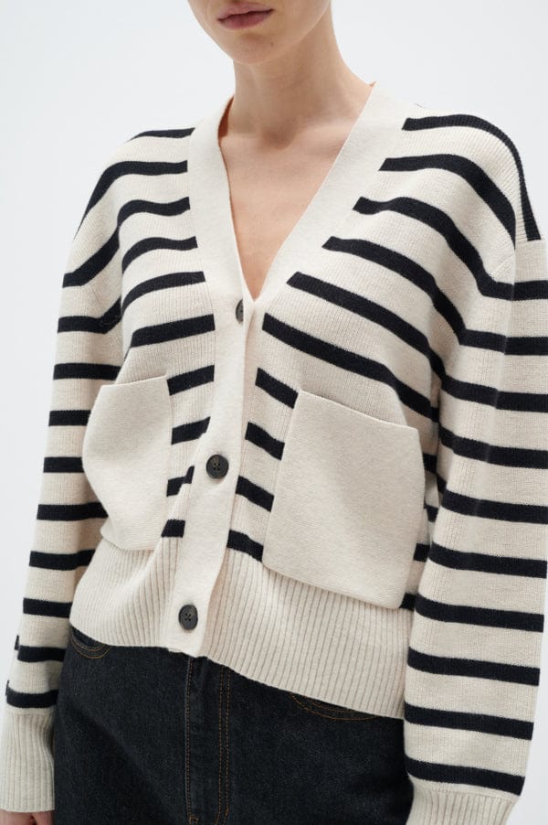 Rafeeiw Small Cardigan French Oak / Black | Genser | Smuk - Dameklær på nett