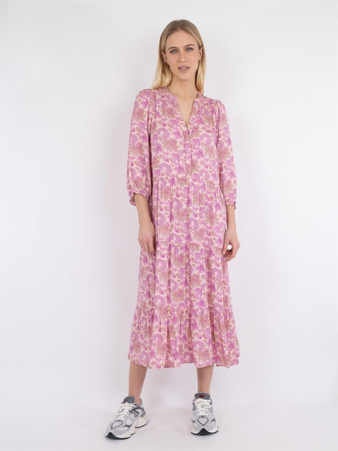 Robyn Paradise Paisley Dress Rose | Kjoler | Smuk - Dameklær på nett
