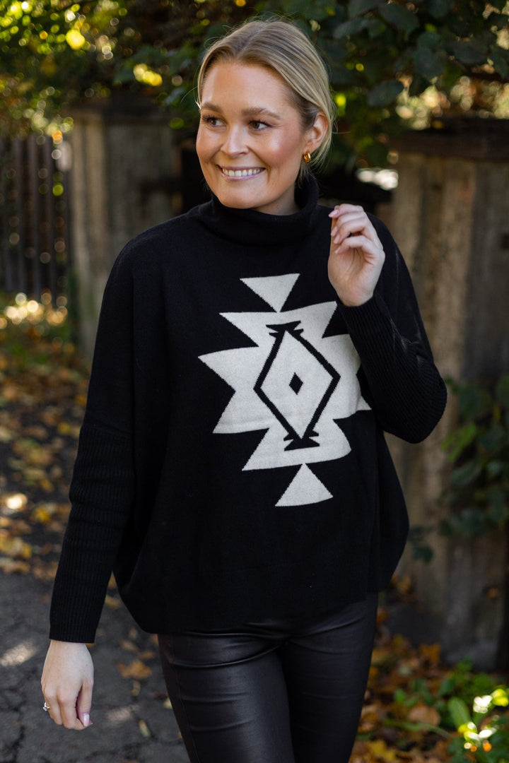 Rufina Noir Black | Genser | Smuk - Dameklær på nett