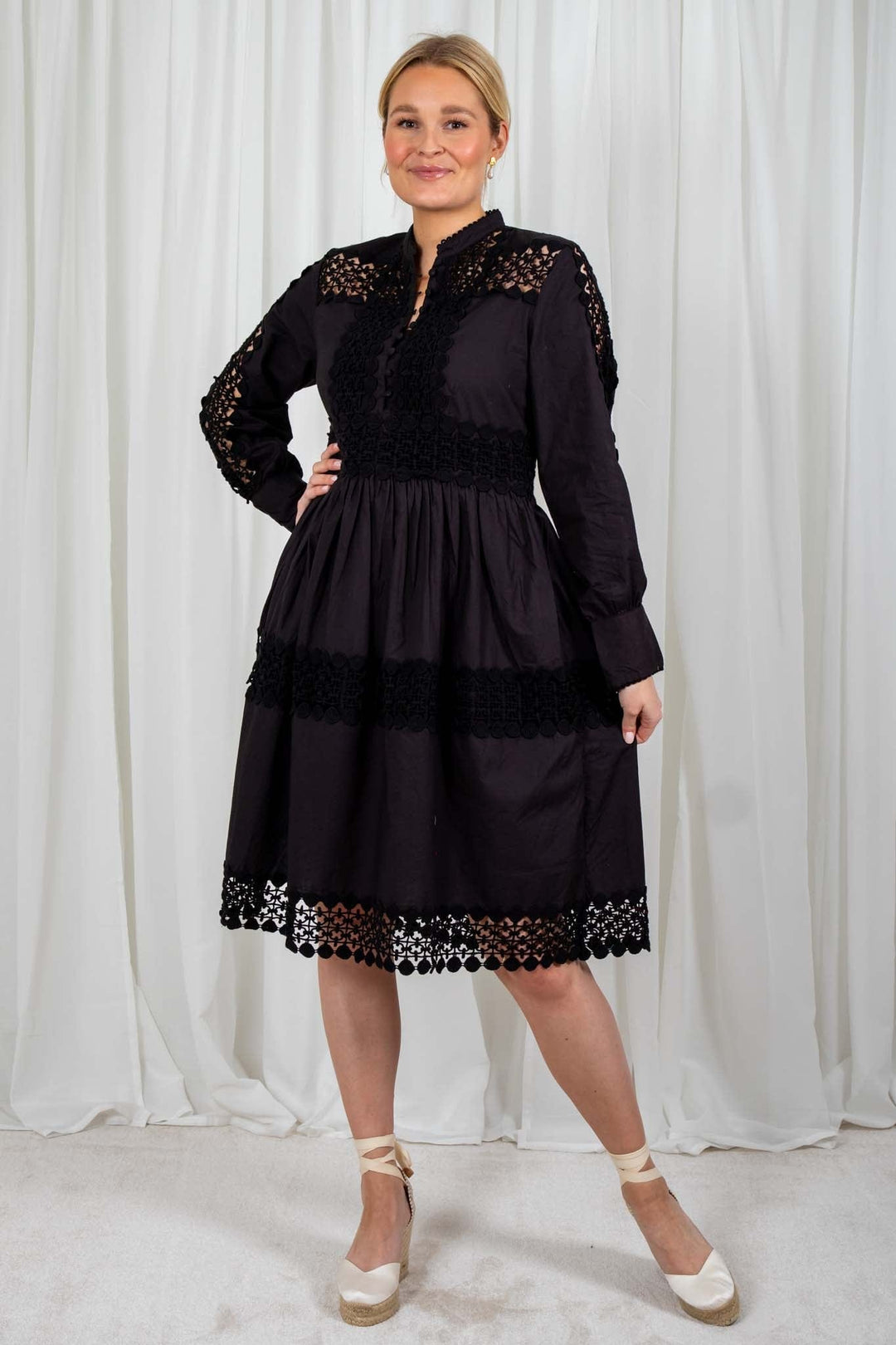 Sandra Dress | Kjoler | Smuk - Dameklær på nett