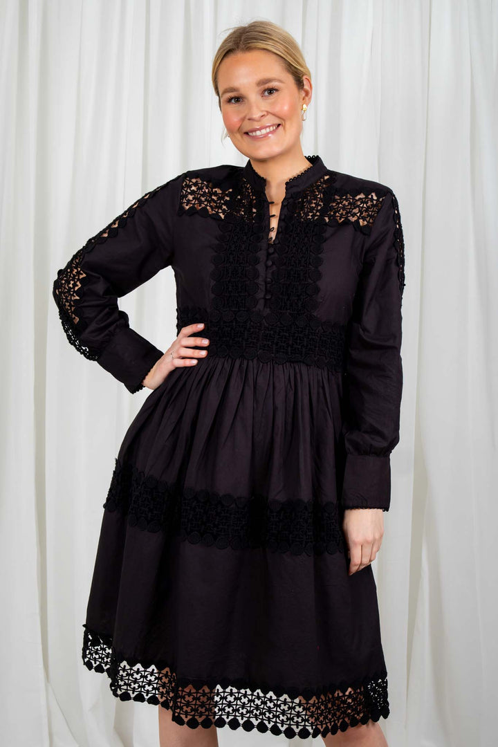 Sandra Dress | Kjoler | Smuk - Dameklær på nett