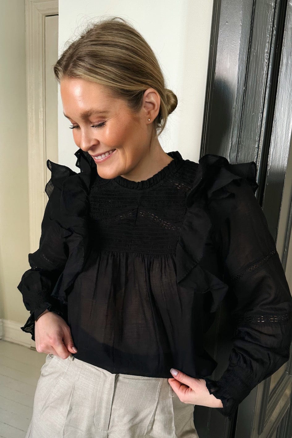 Sarna S Voile Blouse Black | Skjorter og bluser | Smuk - Dameklær på nett
