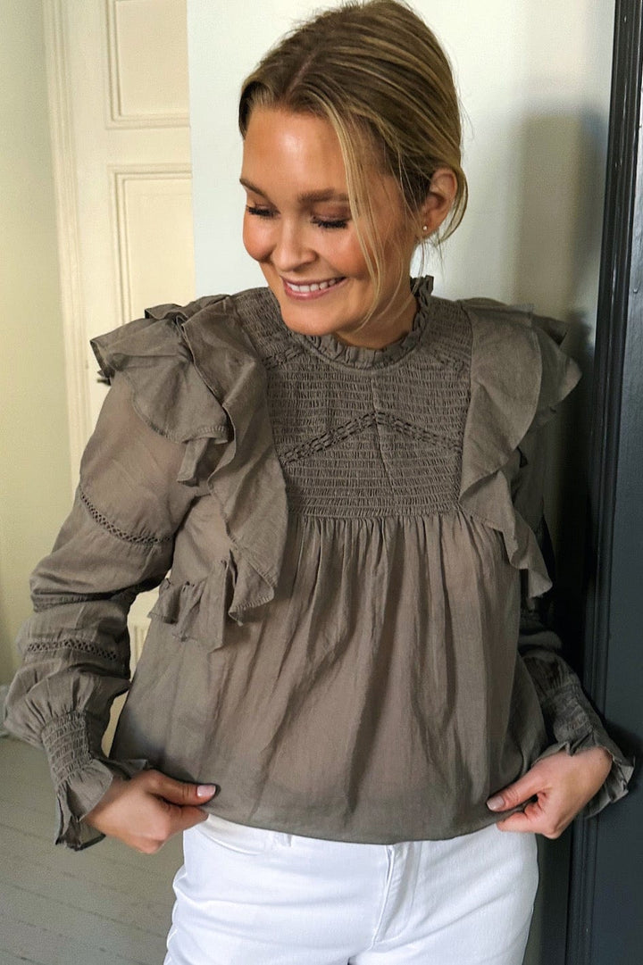 Sarna S Voile Blouse Smoke Green | Skjorter og bluser | Smuk - Dameklær på nett