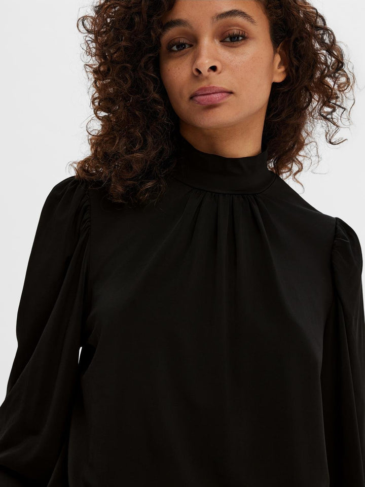 Saya Ls High Neck Top Black | Topper | Smuk - Dameklær på nett