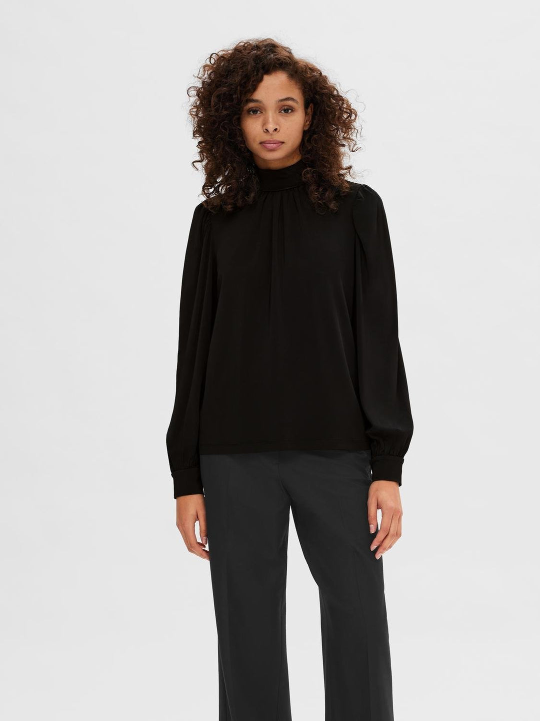 Saya Ls High Neck Top Black | Topper | Smuk - Dameklær på nett
