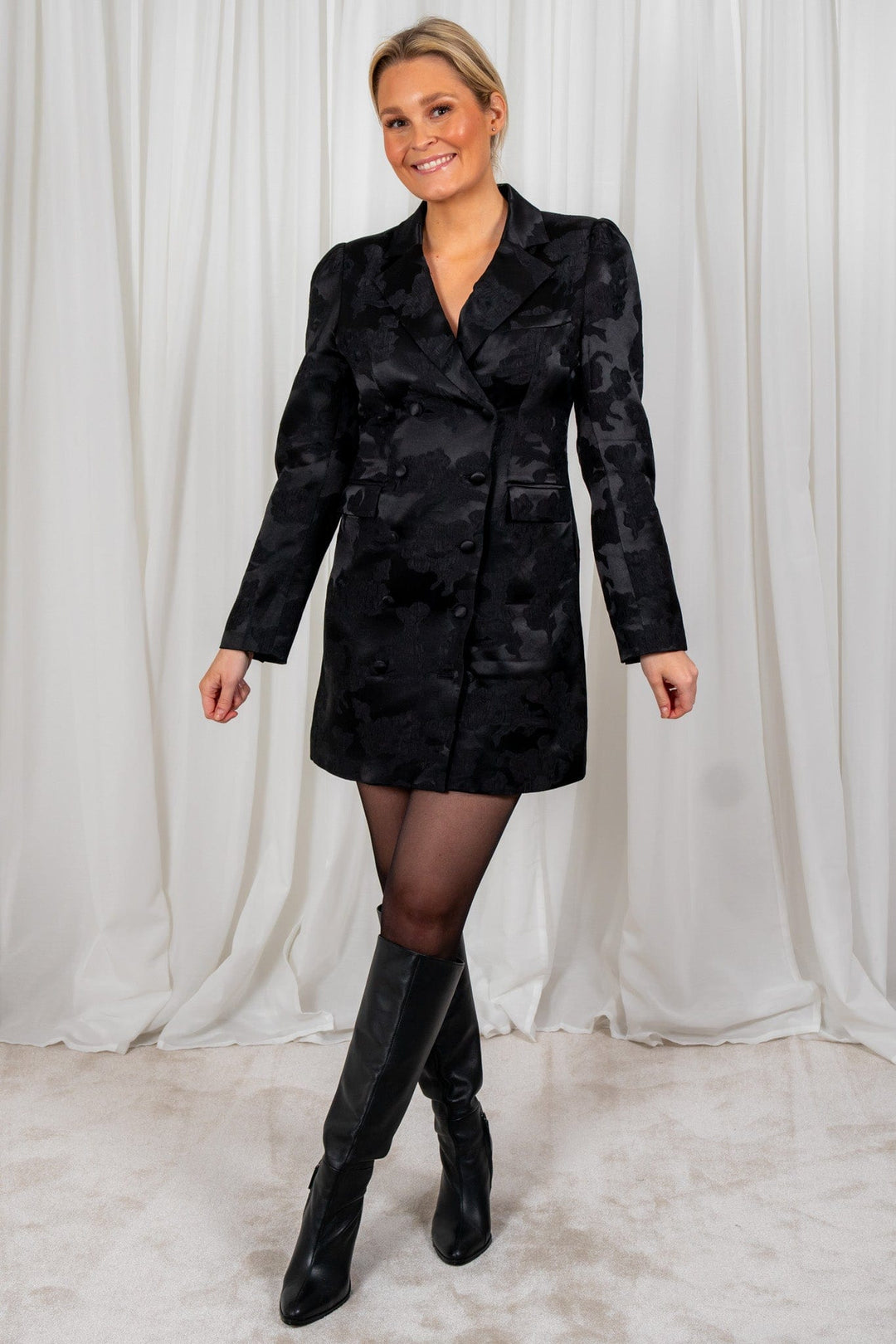 Silk Jacquard Blazer Dress Black | Kjoler | Smuk - Dameklær på nett