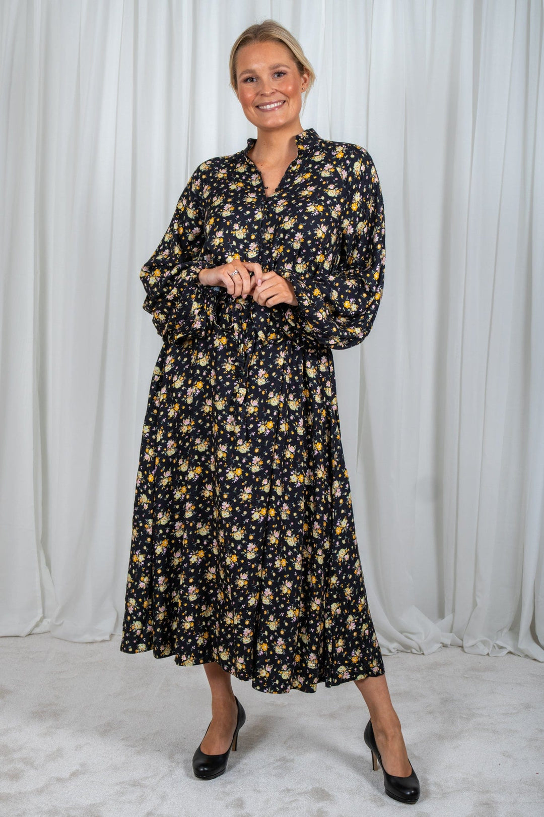 Soft Twill Shift Dress Night Garden | Kjoler | Smuk - Dameklær på nett