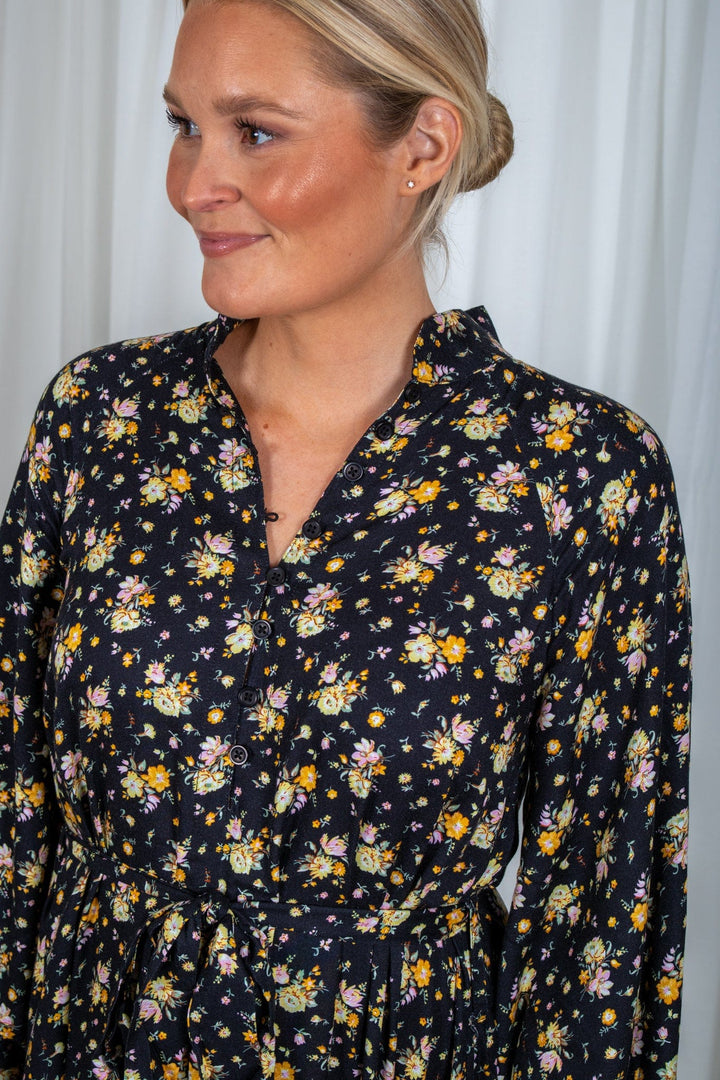 Soft Twill Shift Dress Night Garden | Kjoler | Smuk - Dameklær på nett