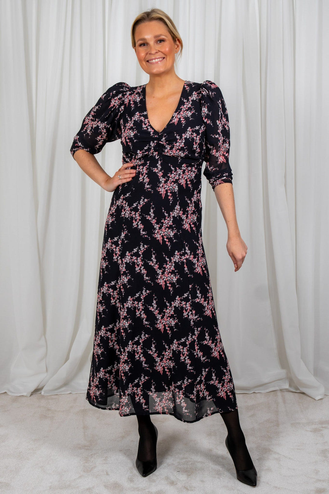 Spring Midi Dress Cherry Blossom | Kjoler | Smuk - Dameklær på nett