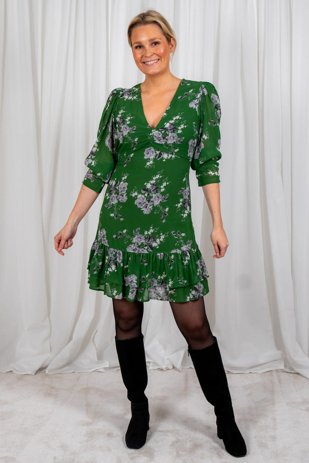 Spring Mini Dress Green Rose | Kjoler | Smuk - Dameklær på nett
