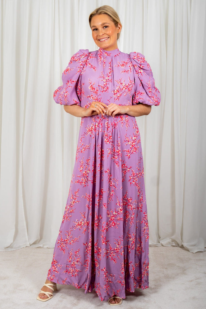 Spring Tieback Gown Cherry Blossom | Kjoler | Smuk - Dameklær på nett