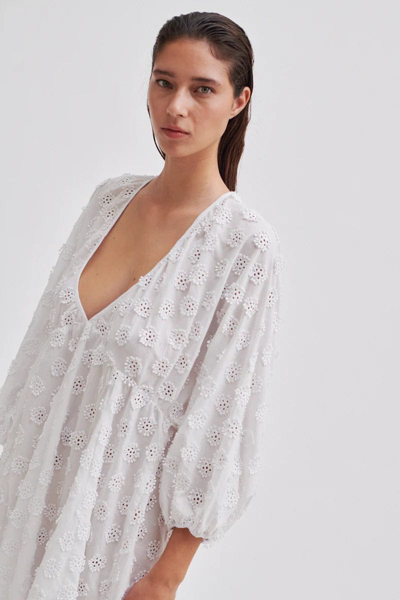 Taormina Dress Bright White | Kjoler | Smuk - Dameklær på nett