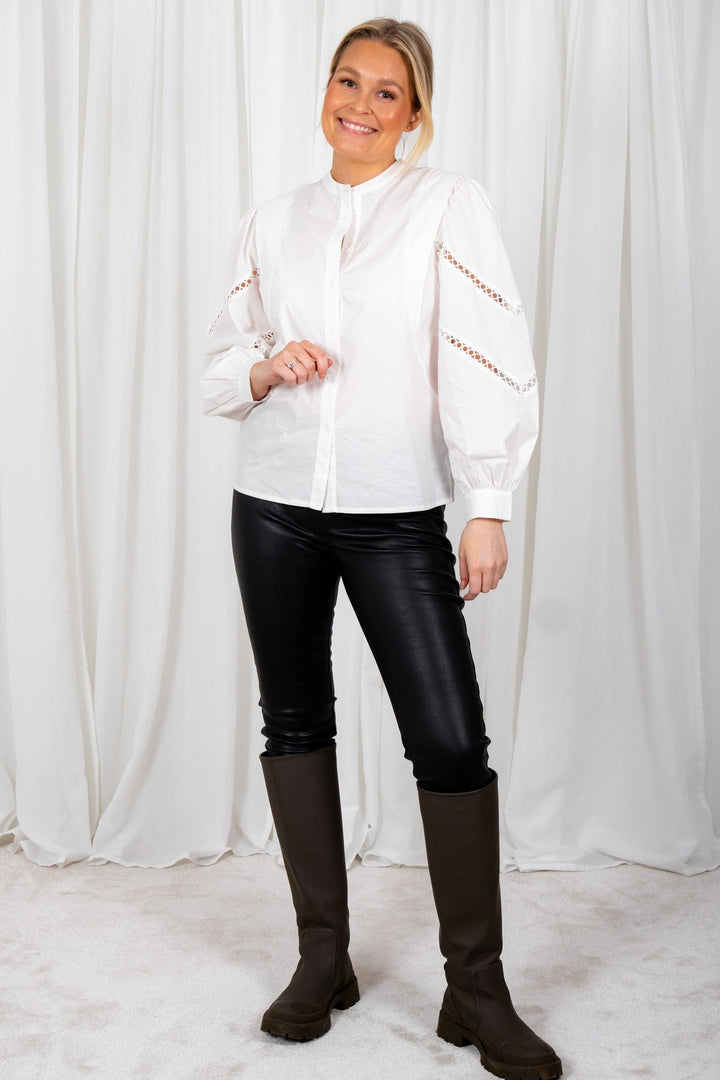 Tiffi Shirt White | Skjorter og bluser | Smuk - Dameklær på nett