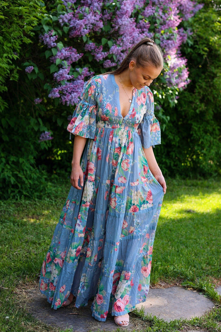 Twisted Maxi Dress Blue Bouquet | Kjoler | Smuk - Dameklær på nett