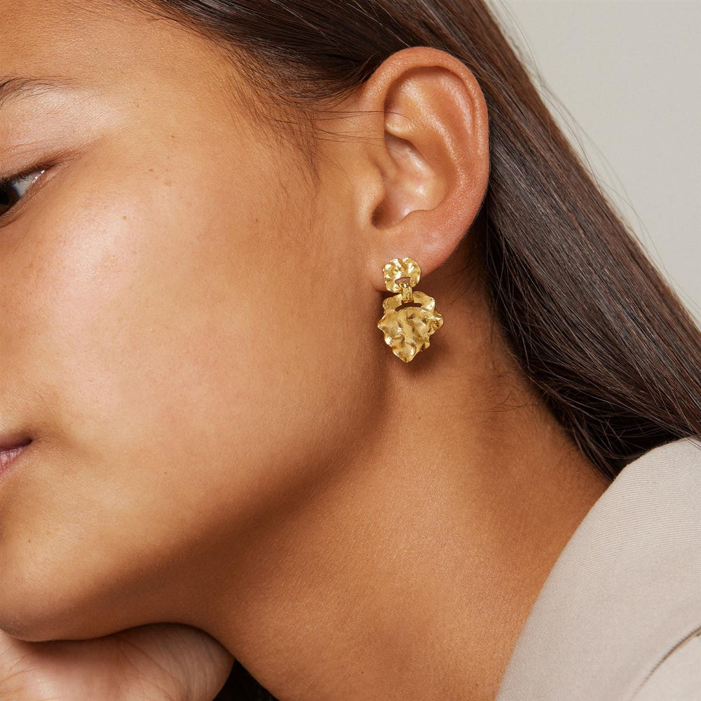 Windy Small Earrings Gold | Accessories | Smuk - Dameklær på nett
