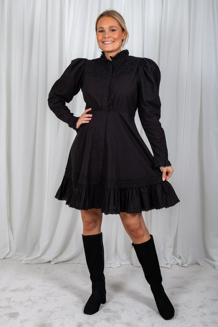 Winter Cotton Button Down Dress Black | Kjoler | Smuk - Dameklær på nett
