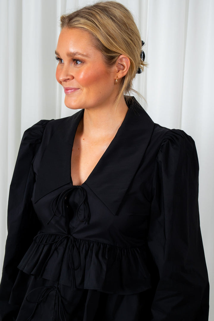 Yascelina Ls Top Black | Topper | Smuk - Dameklær på nett