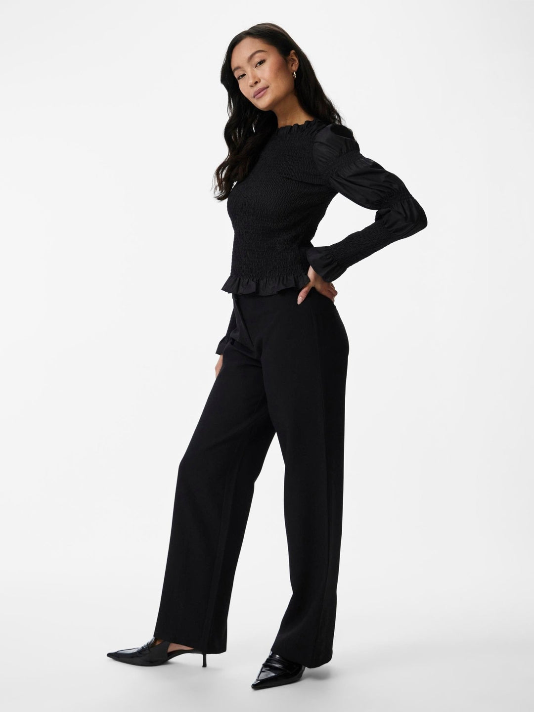 Yaschemma Ls Smock Top Black | Topper | Smuk - Dameklær på nett