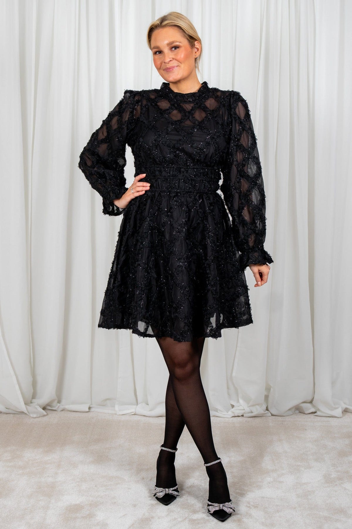 Yasharlie Ls Dress Show Black By Y.A.S – Smuk - Dameklær på nett