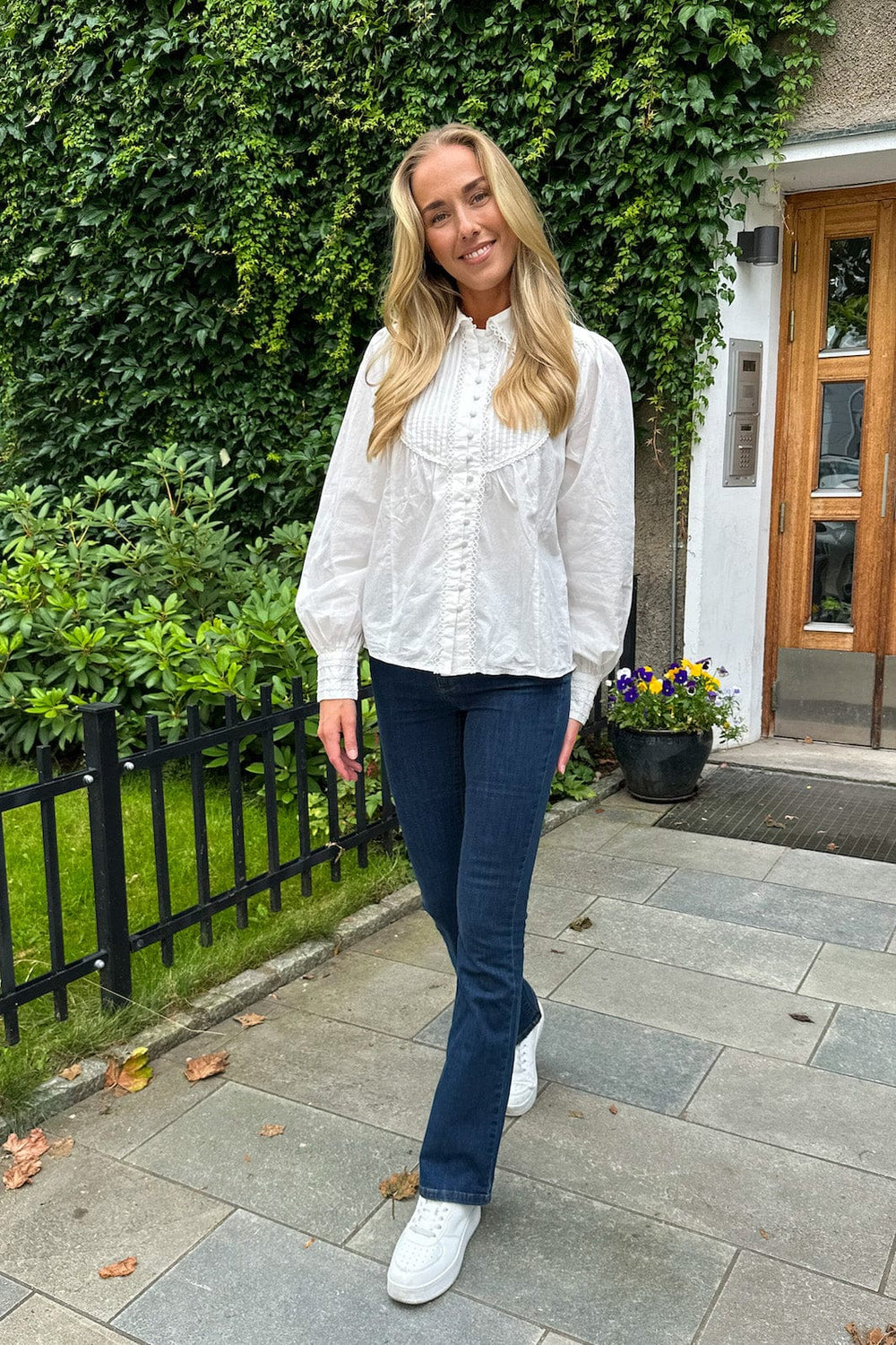 Yasmelly Ls Shirt S. Star White | Skjorter og bluser | Smuk - Dameklær på nett