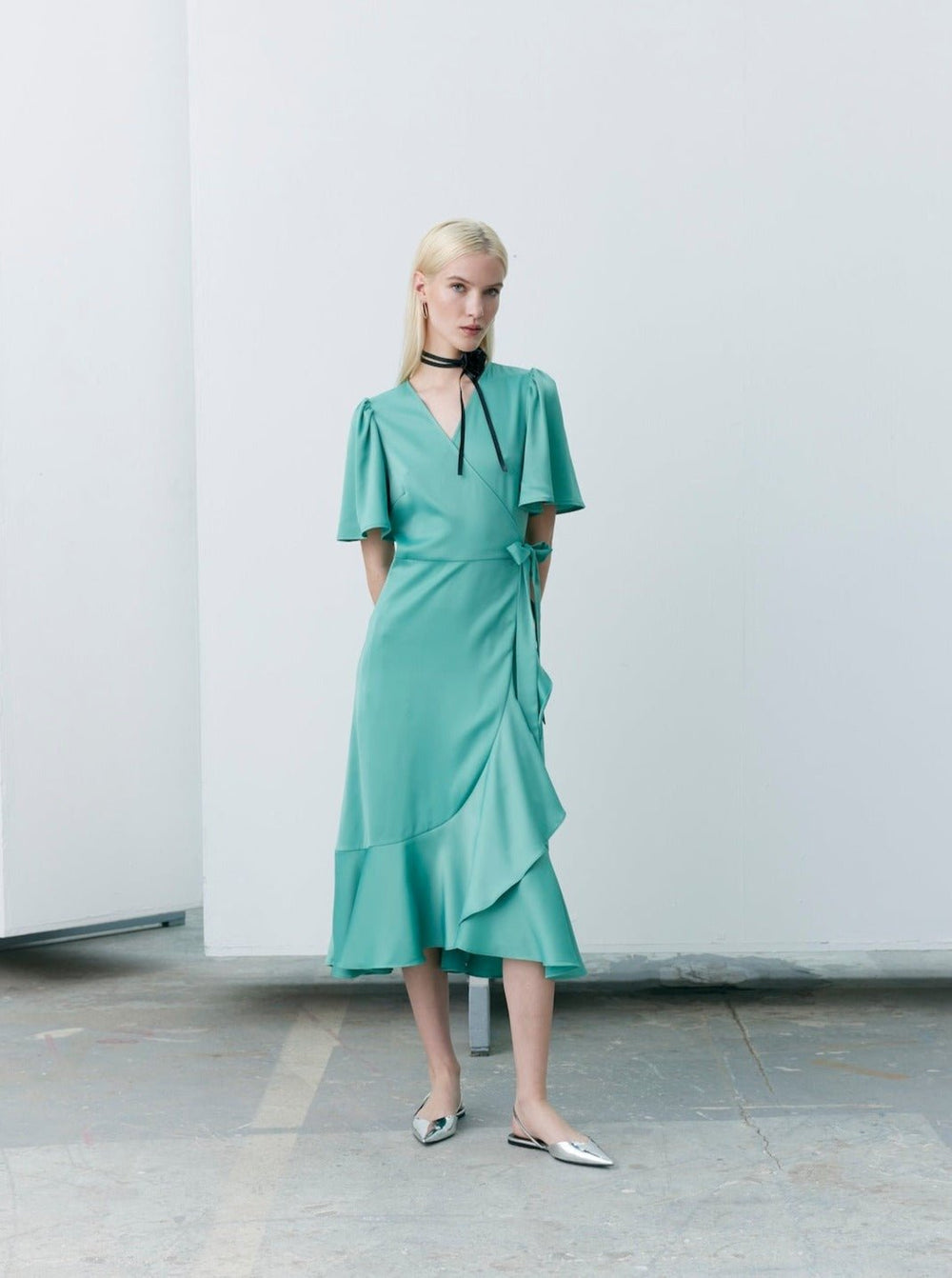 Yasthea 2/4 Midi Wrap Dress Malachite Green | Kjoler | Smuk - Dameklær på nett