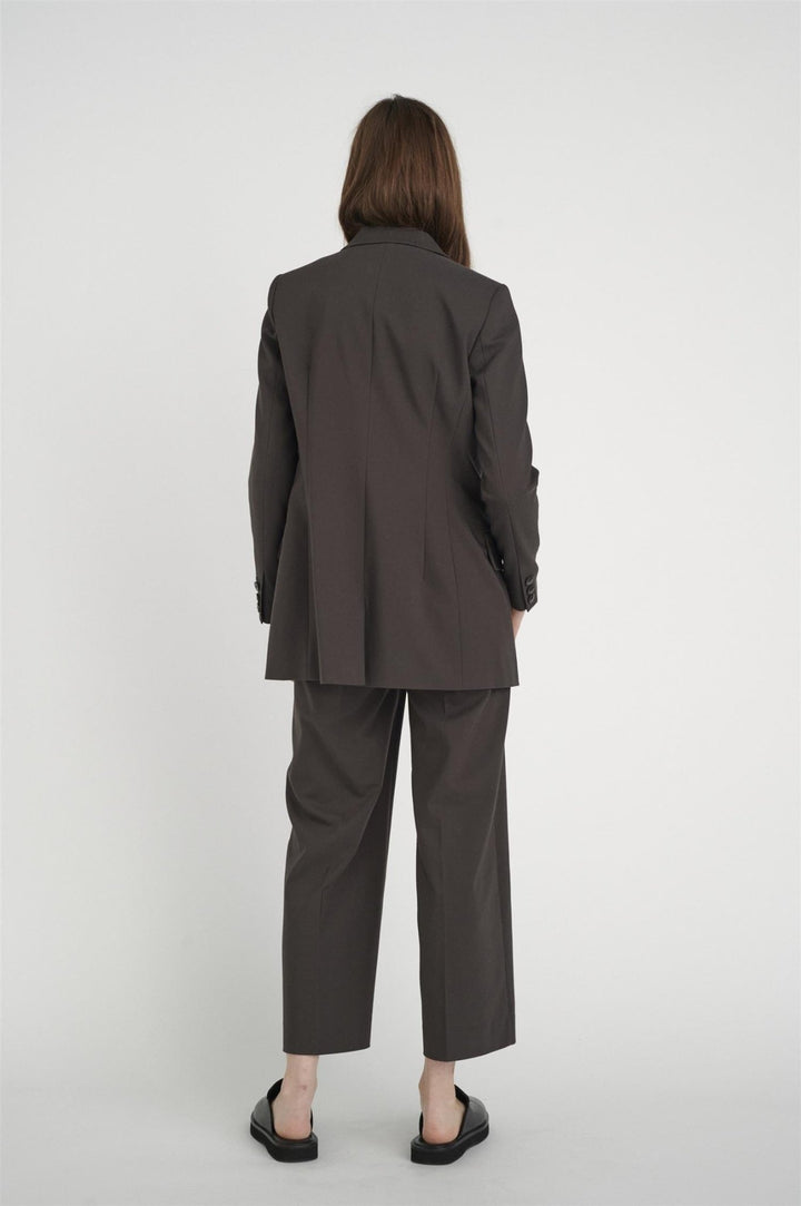Zellaiw Long Blazer Truffle | Blazer | Smuk - Dameklær på nett